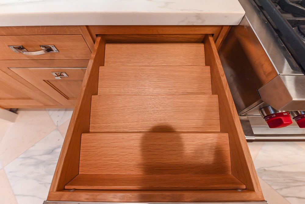 Christopher Peacock "Culinarium" Transitional Rift-Sawn White Oak Kitchen with Island