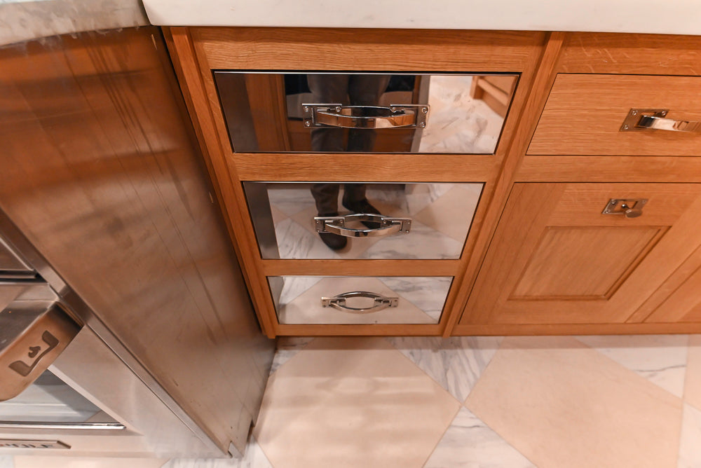 Christopher Peacock "Culinarium" Transitional Rift-Sawn White Oak Kitchen with Island