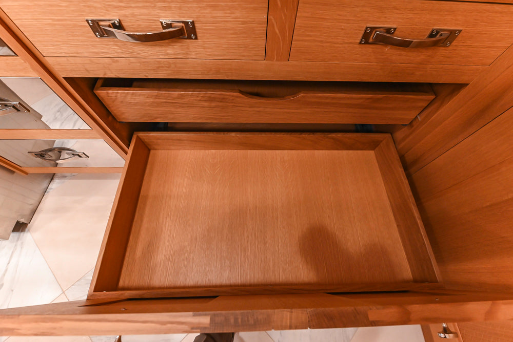 Christopher Peacock "Culinarium" Transitional Rift-Sawn White Oak Kitchen with Island