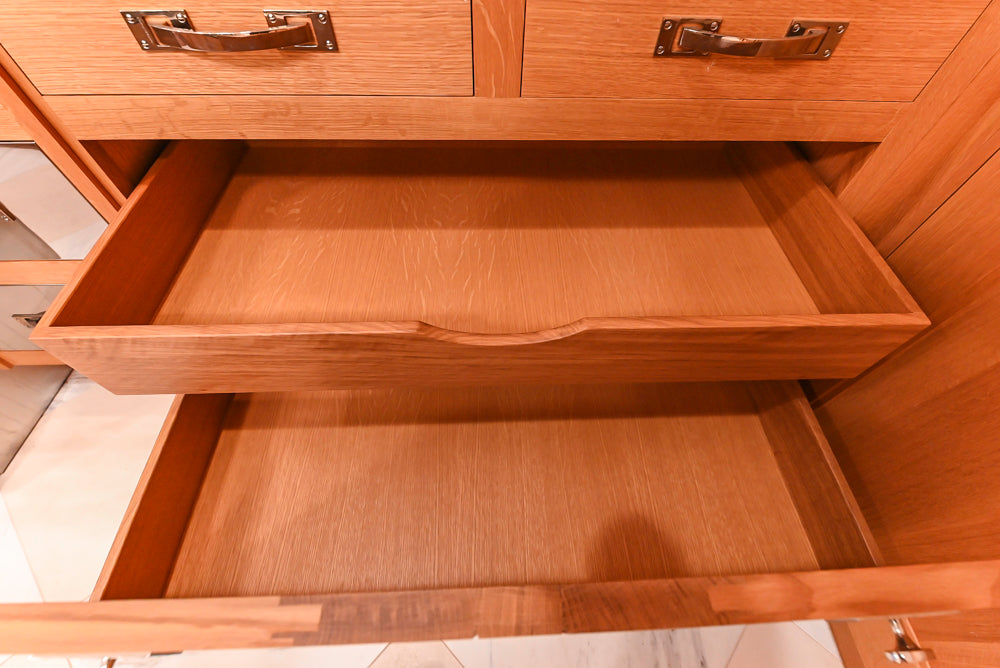 Christopher Peacock "Culinarium" Transitional Rift-Sawn White Oak Kitchen with Island