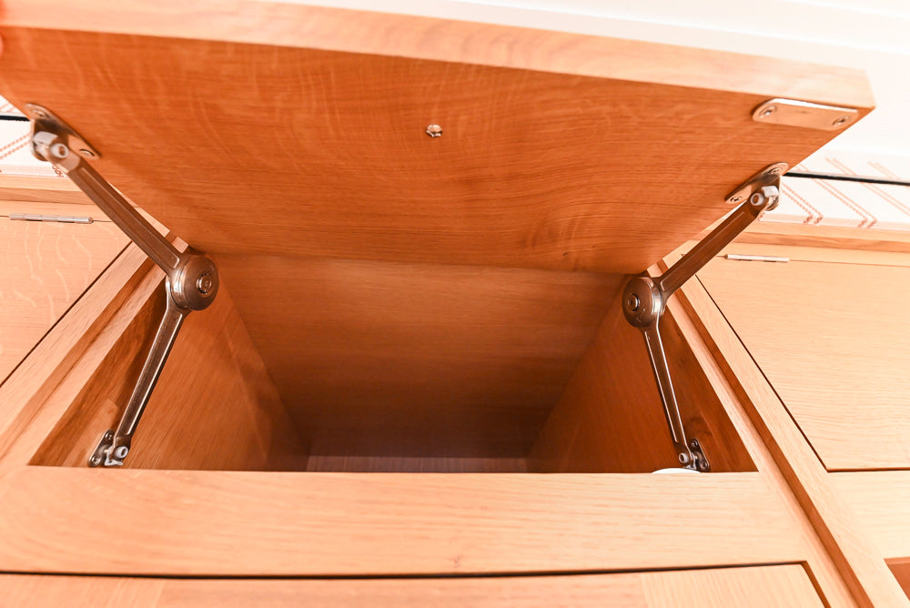 Christopher Peacock "Culinarium" Transitional Rift-Sawn White Oak Kitchen with Island