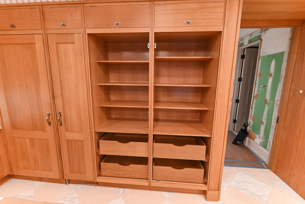 Christopher Peacock "Culinarium" Transitional Rift-Sawn White Oak Kitchen with Island