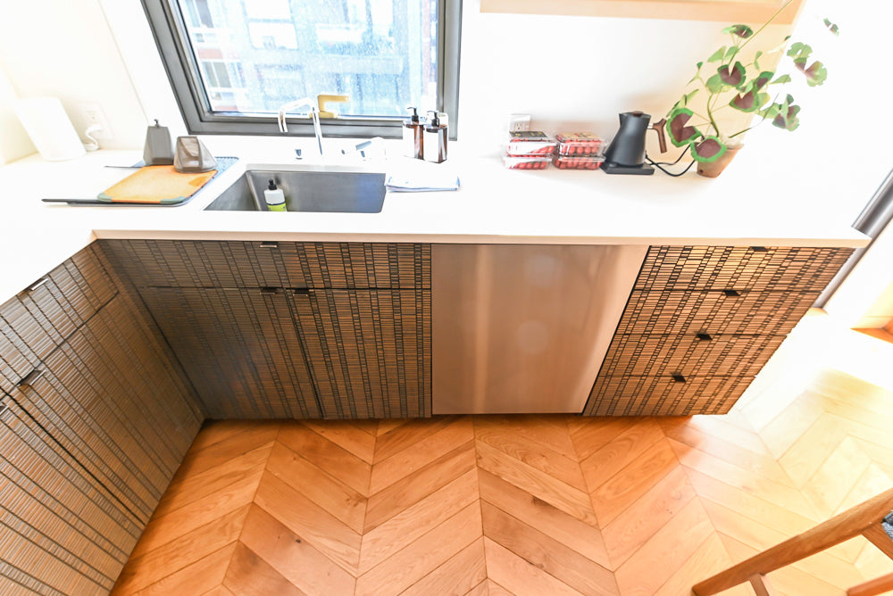 "The Maison Moderne" Kitchen with La Cornue CornuFŽ 110 Range and Marble Top Table