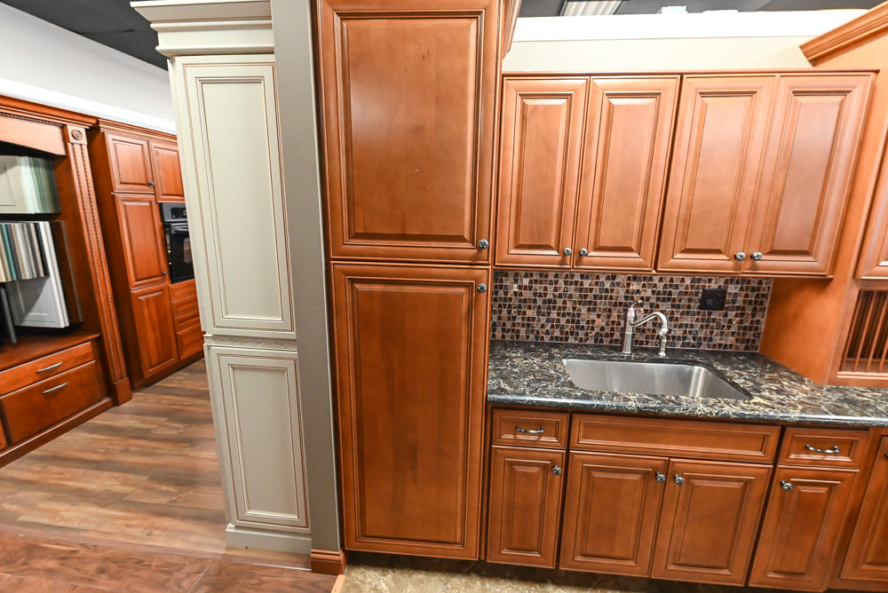 Wolf Classic Cabinets Hudson Wooden Traditional Partial Kitchen Cabinets with Sink and Faucet