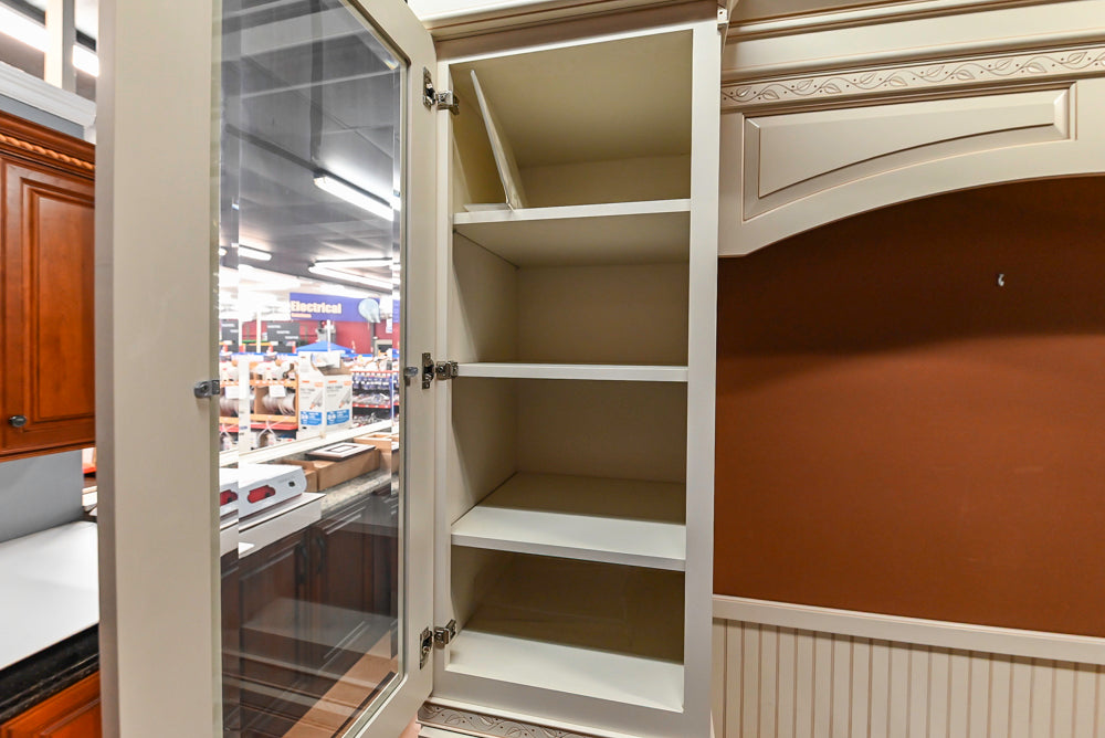 Custom Traditional Cream Wooden Mudroom Cabinets