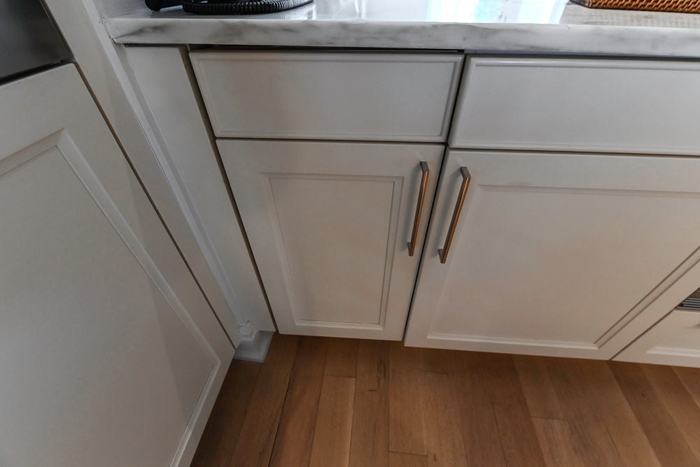 SieMatic Transitional White Kitchen with Island & Luxury Appliances