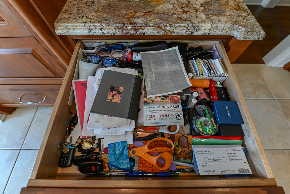 “The Woodford” Traditional Custom Wooden Kitchen with Island, Wolf Rangetop & Sub-Zero Refrigerator