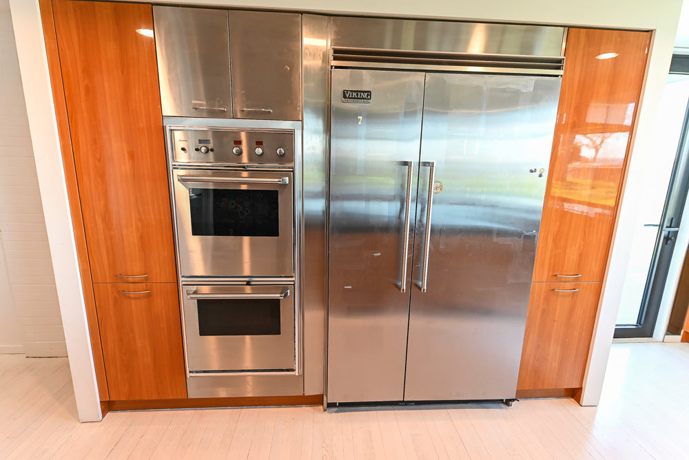 Neff Modern Kitchen with Island and 48" Viking Refrigerator