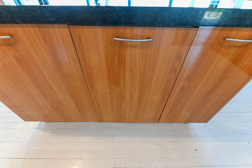 Neff Modern Kitchen with Island and 48" Viking Refrigerator