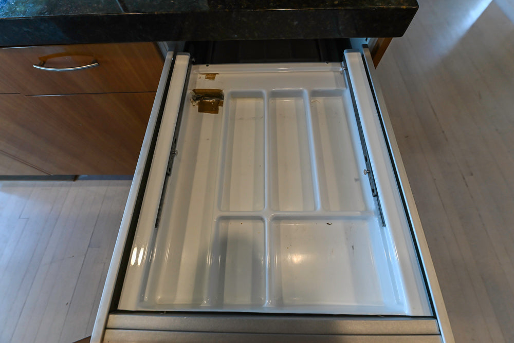 Neff Modern Kitchen with Island and 48" Viking Refrigerator