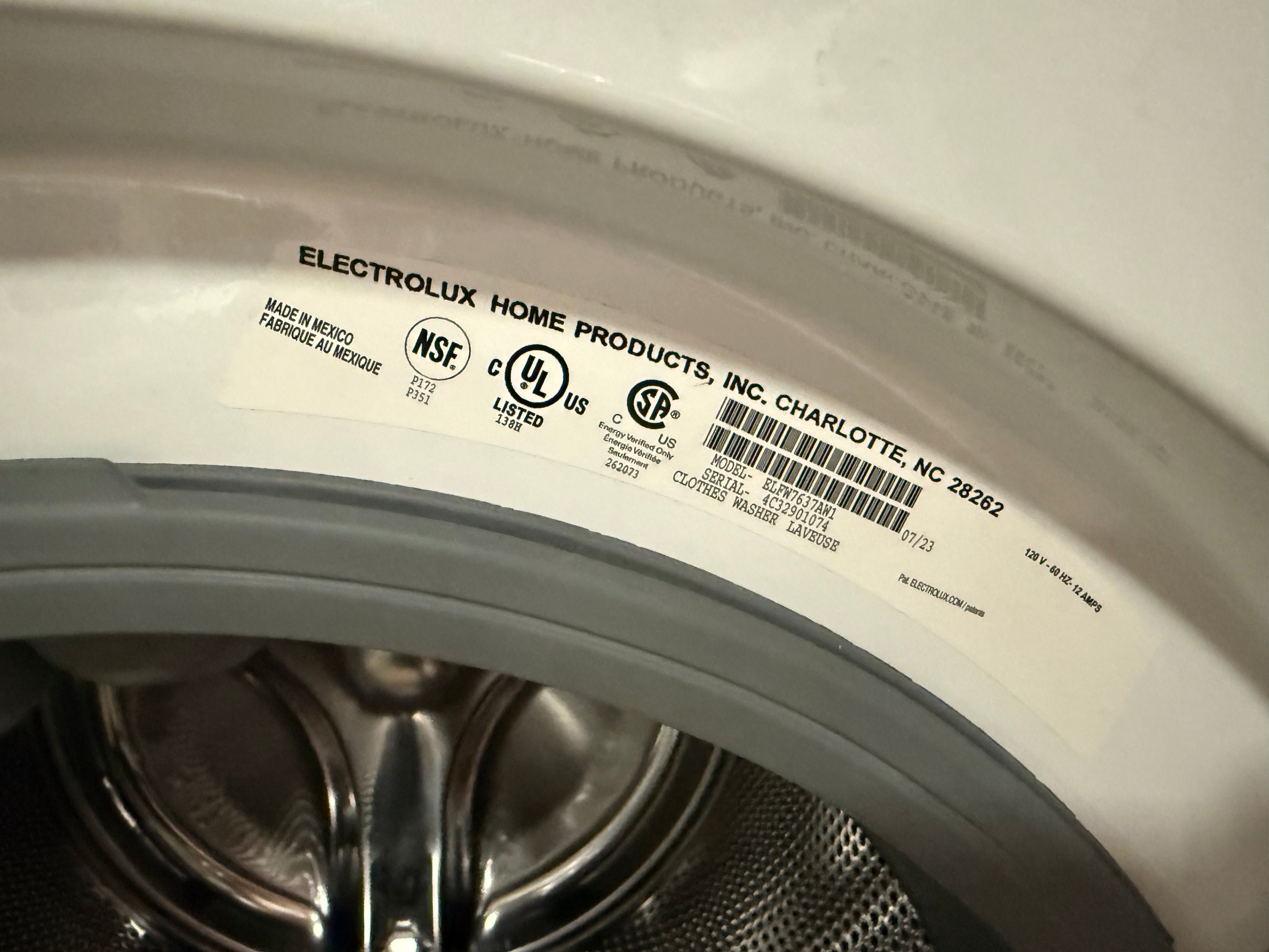 Electrolux 600 Series ELFW7637AW 27" White Front Load Washer