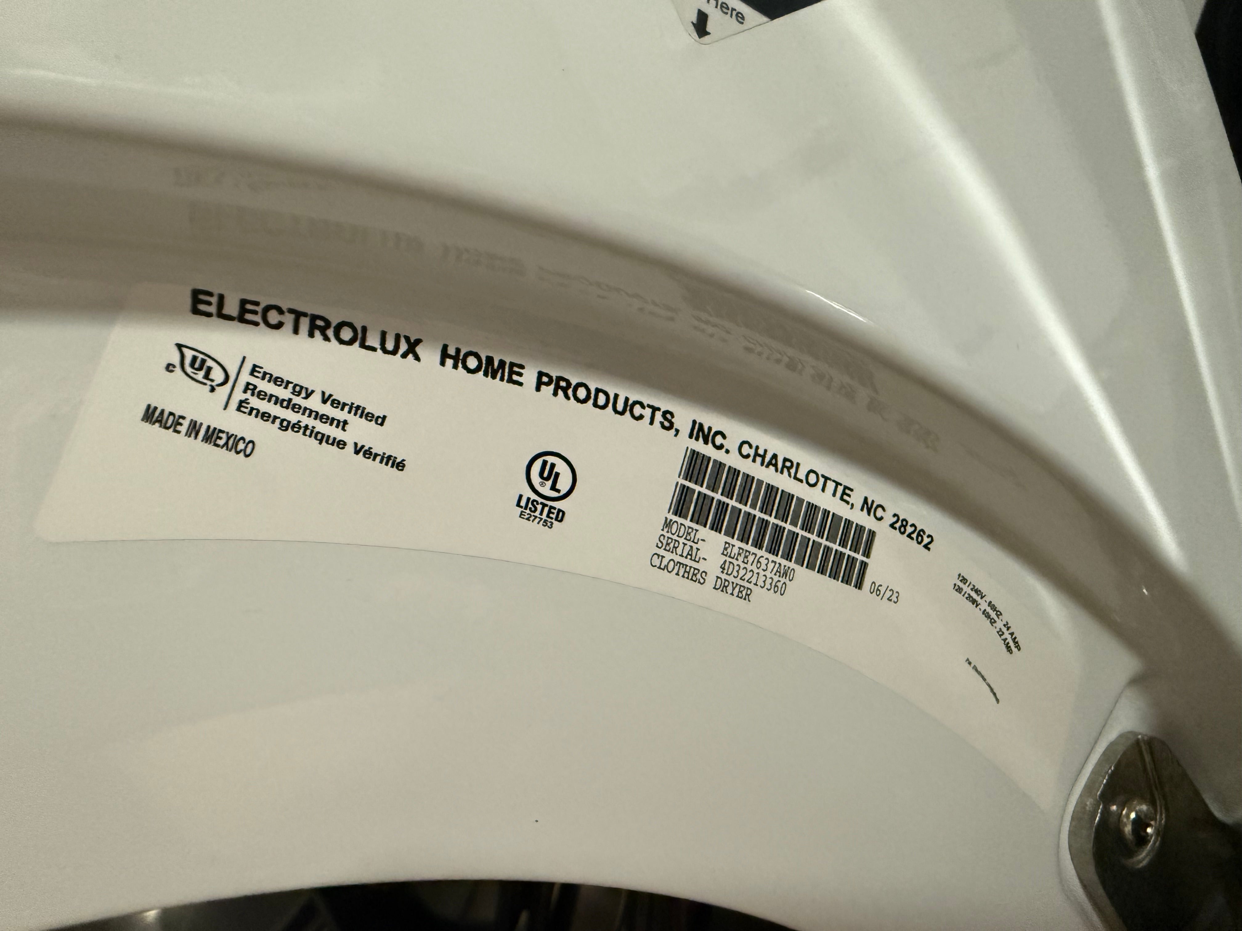 Electrolux 600 Series ELFE7637AW 27" White Electric Dryer