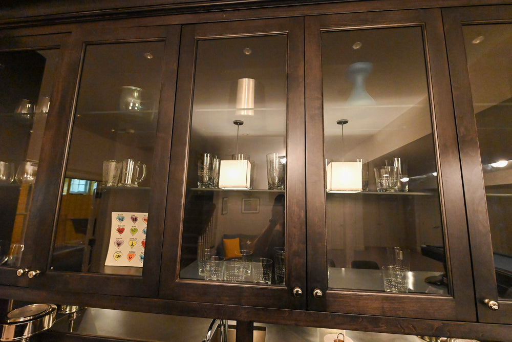"The Beaumont" Transitional Dark Brown Wood Wet Bar with Appliances