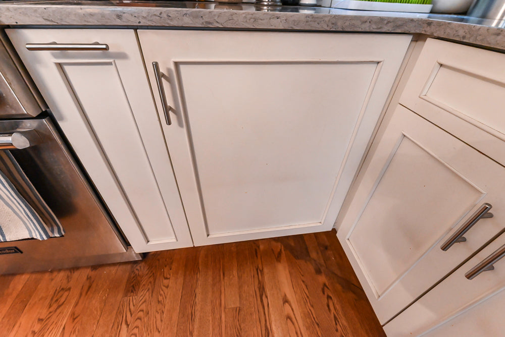 Plain & Fancy Transitional White Kitchen with Thermador Range