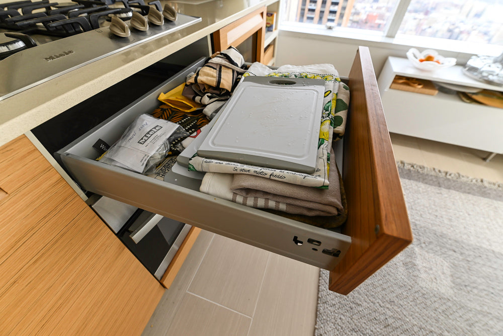 Poliform Modern Kitchen with Sideboard