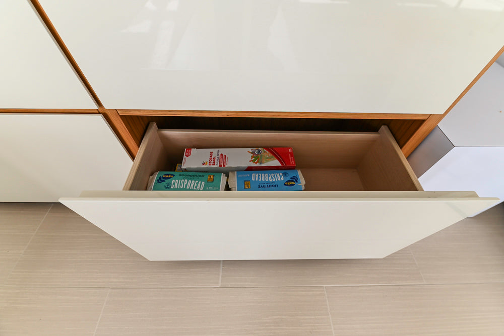 Poliform Modern Kitchen with Sideboard