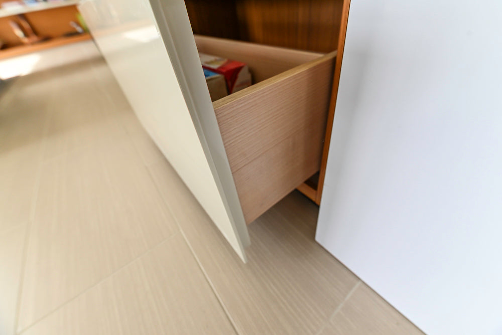 Poliform Modern Kitchen with Sideboard