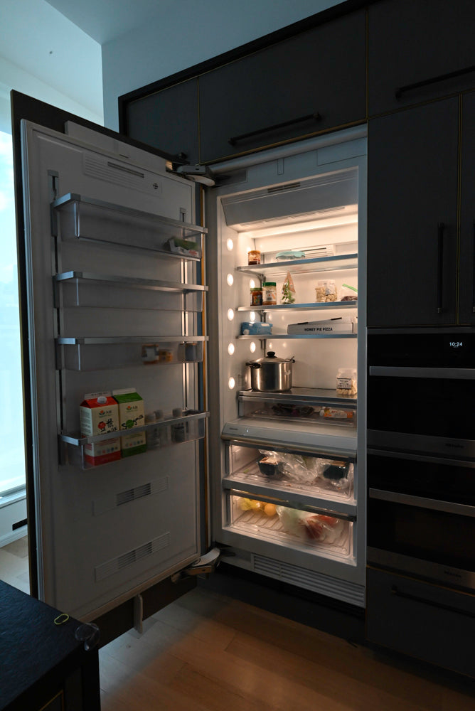 Thomas Juul-Hansen Modern Grey Oak Kitchen with Island & Miele Appliances