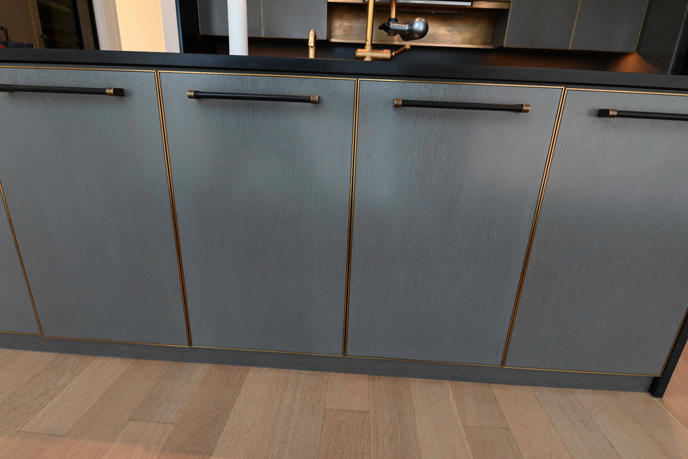 Thomas Juul-Hansen Modern Grey Oak Kitchen with Island & Miele Appliances