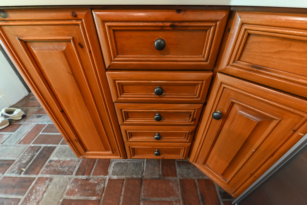 Wood-Mode Traditional Classic Craftsman Butler's Pantry