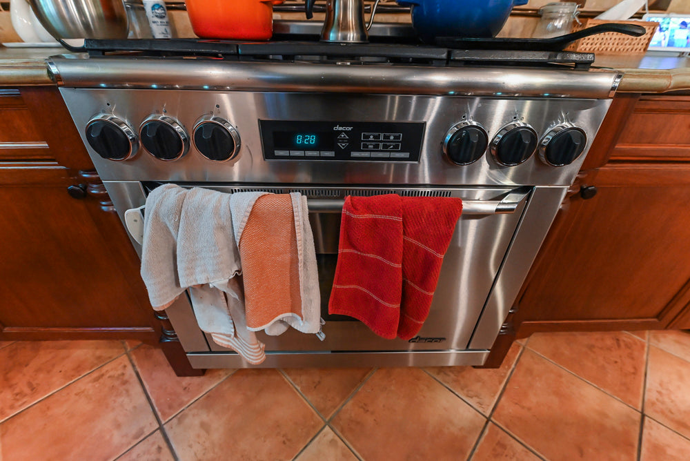 “The Henderson” Traditional Two-Tone Wooden Kitchen with Island & Appliances