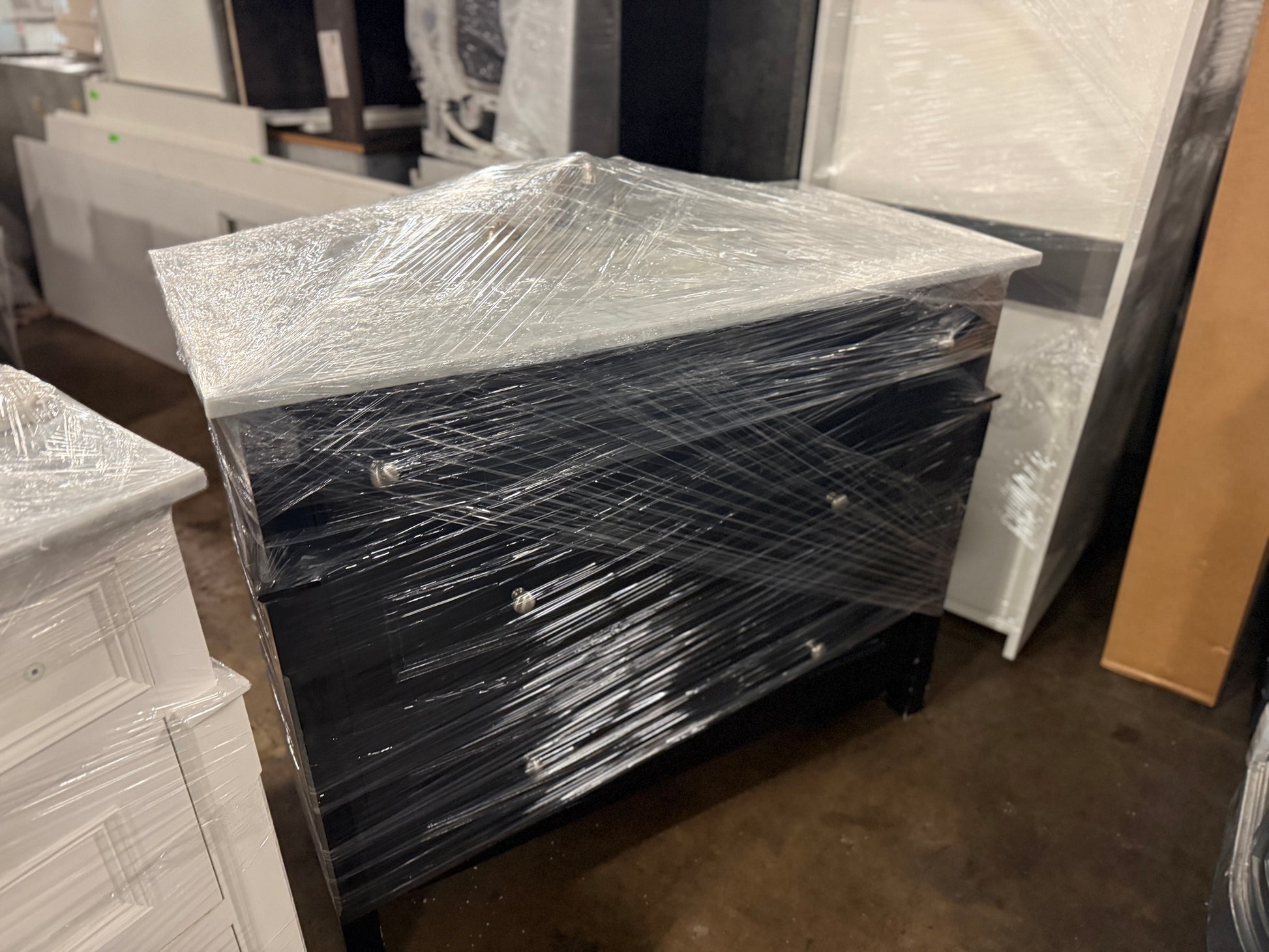 High-gloss black 44 in vanity cabinet with transitional styling