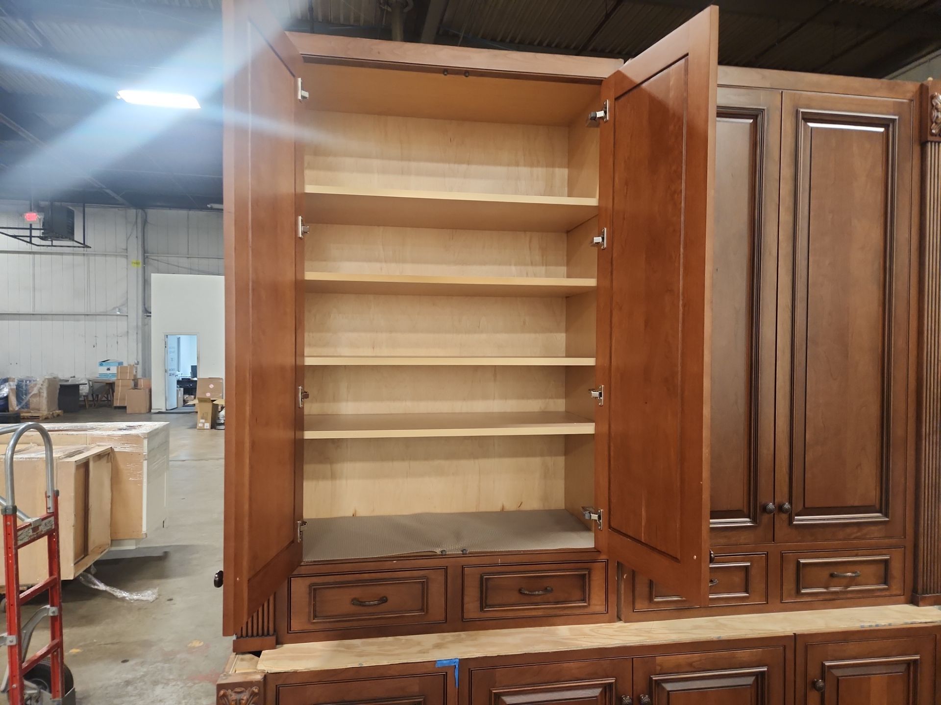 ÒThe ReserveÓ Custom Traditional Wood Butler's Pantry with Sub-Zero Wine Cooler