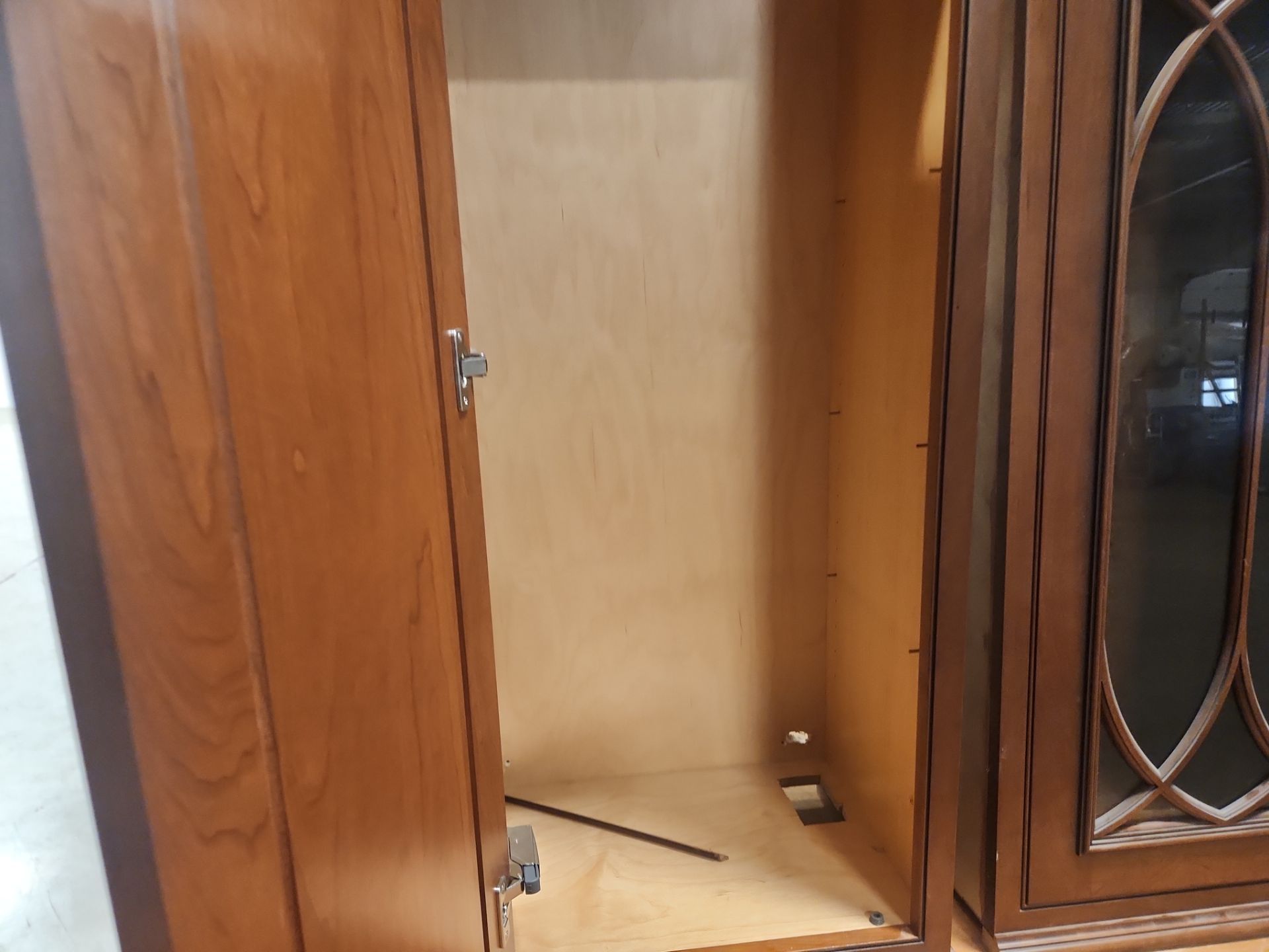 ÒThe ReserveÓ Custom Traditional Wood Butler's Pantry with Sub-Zero Wine Cooler