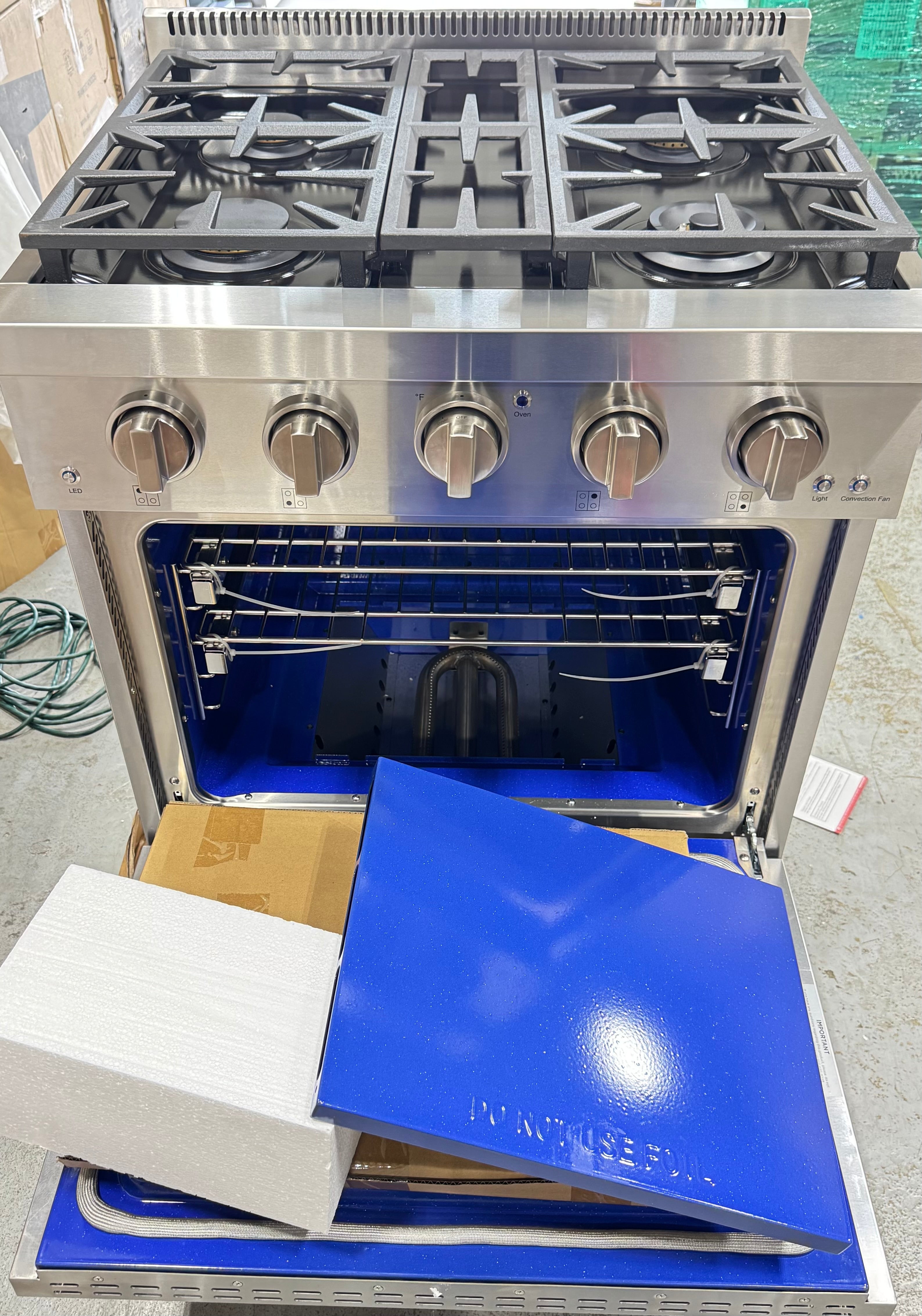 Kucht Professional KFX300 30" Stainless Steel Gas Range