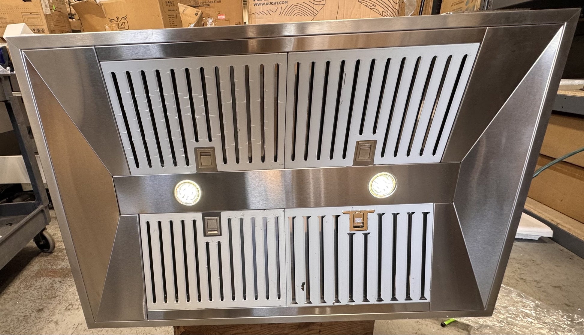 Kucht Professional KRH3610A 36" Stainless Steel Wall Mount Range Hood