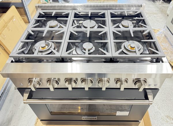 Kucht Professional KFX360 36″ Stainless Steel Gas Range with Black Door