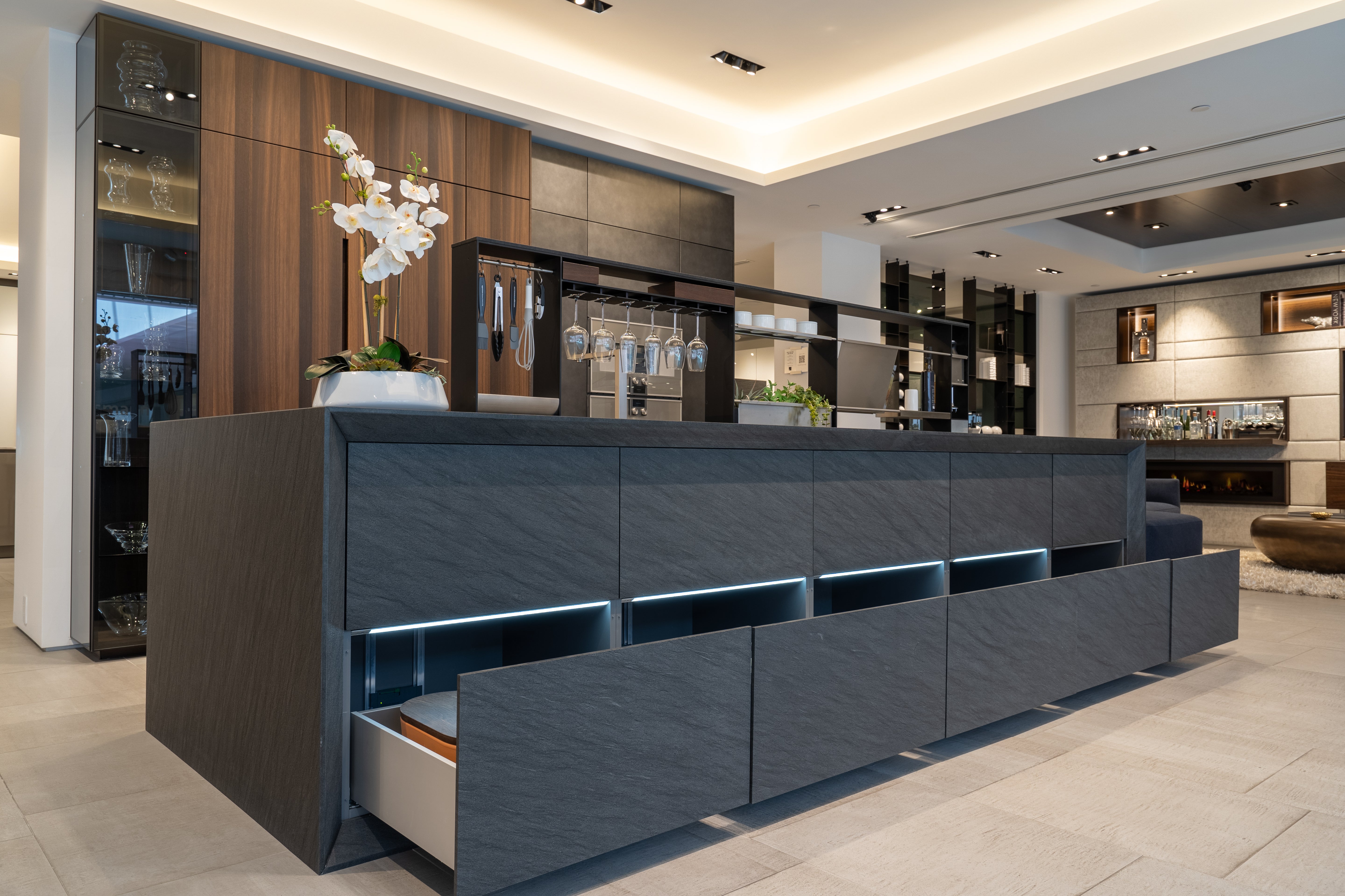 eggersmann Glance Glass and Carbono Stone Island Modern Smoked Oak Kitchen with Gaggenau Appliances