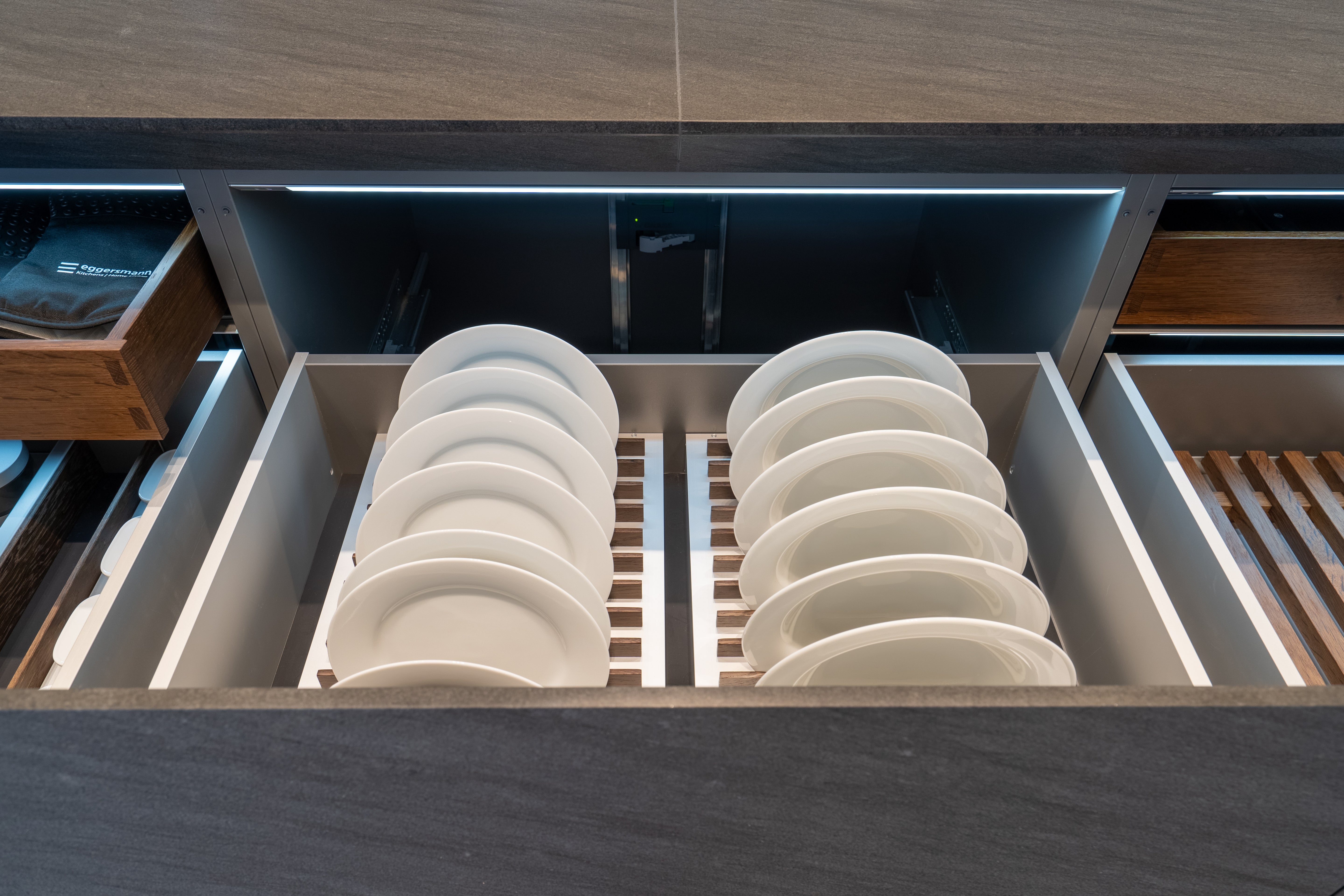 eggersmann Glance Glass and Carbono Stone Island Modern Smoked Oak Kitchen with Gaggenau Appliances