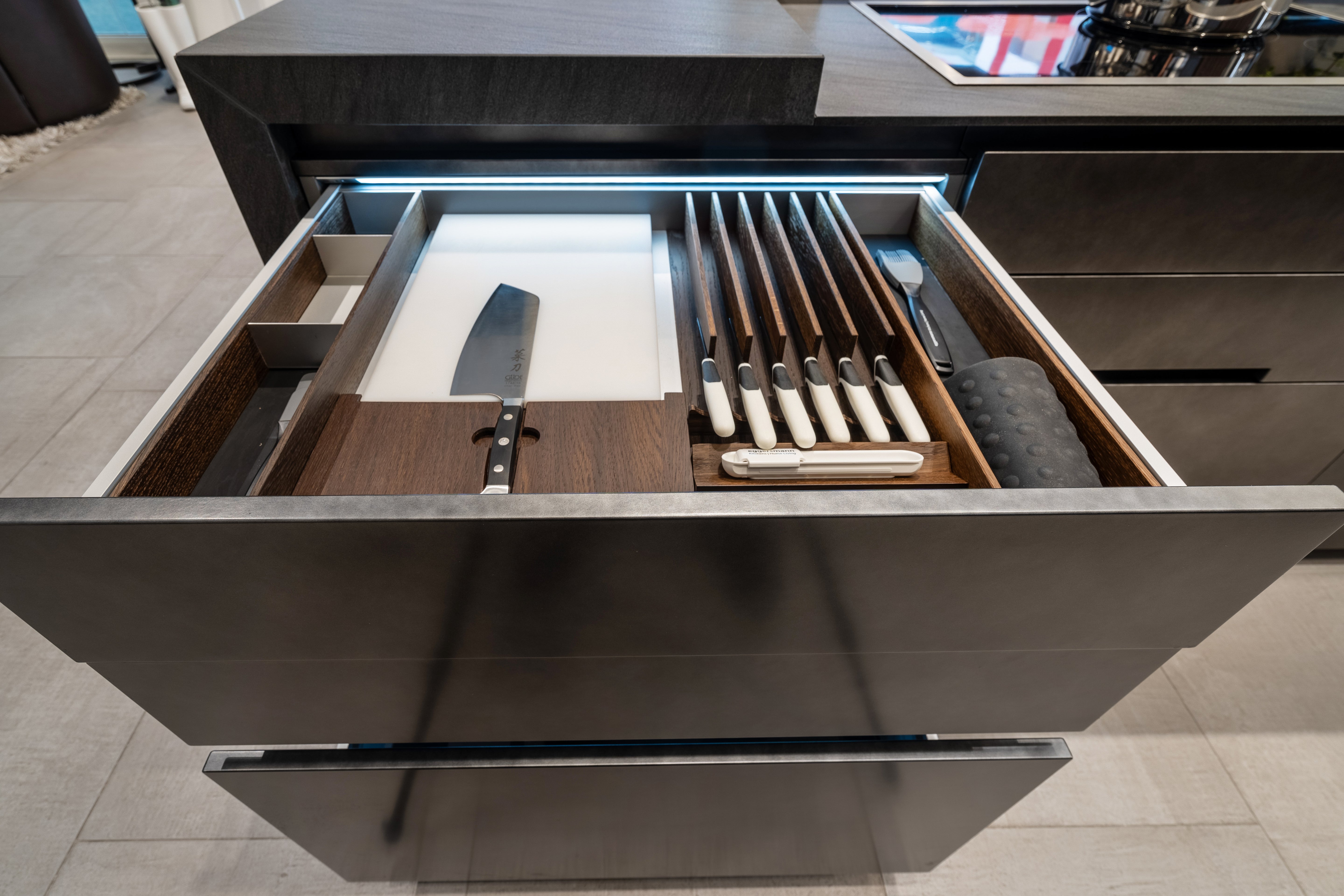 eggersmann Glance Glass and Carbono Stone Island Modern Smoked Oak Kitchen with Gaggenau Appliances