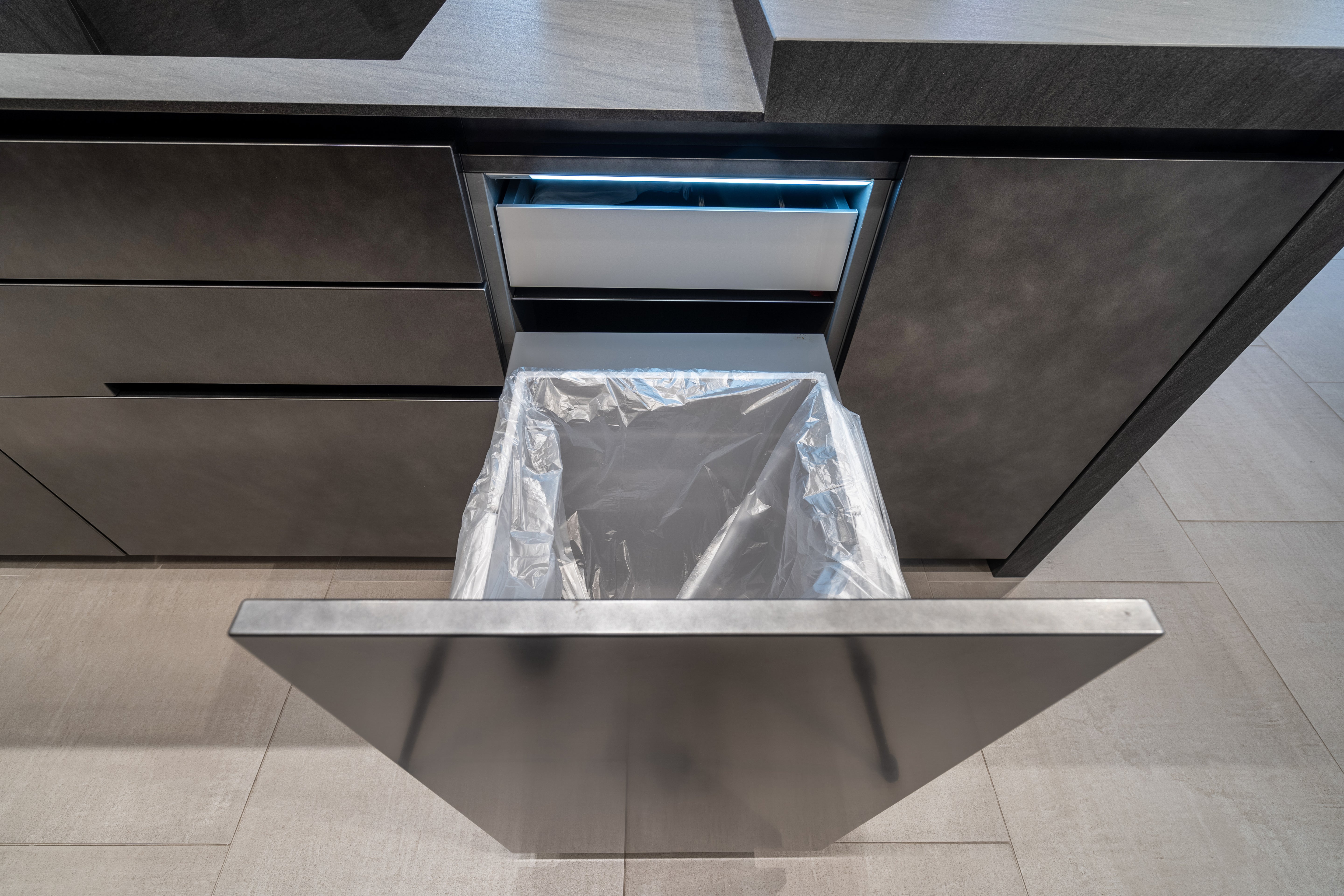 eggersmann Glance Glass and Carbono Stone Island Modern Smoked Oak Kitchen with Gaggenau Appliances