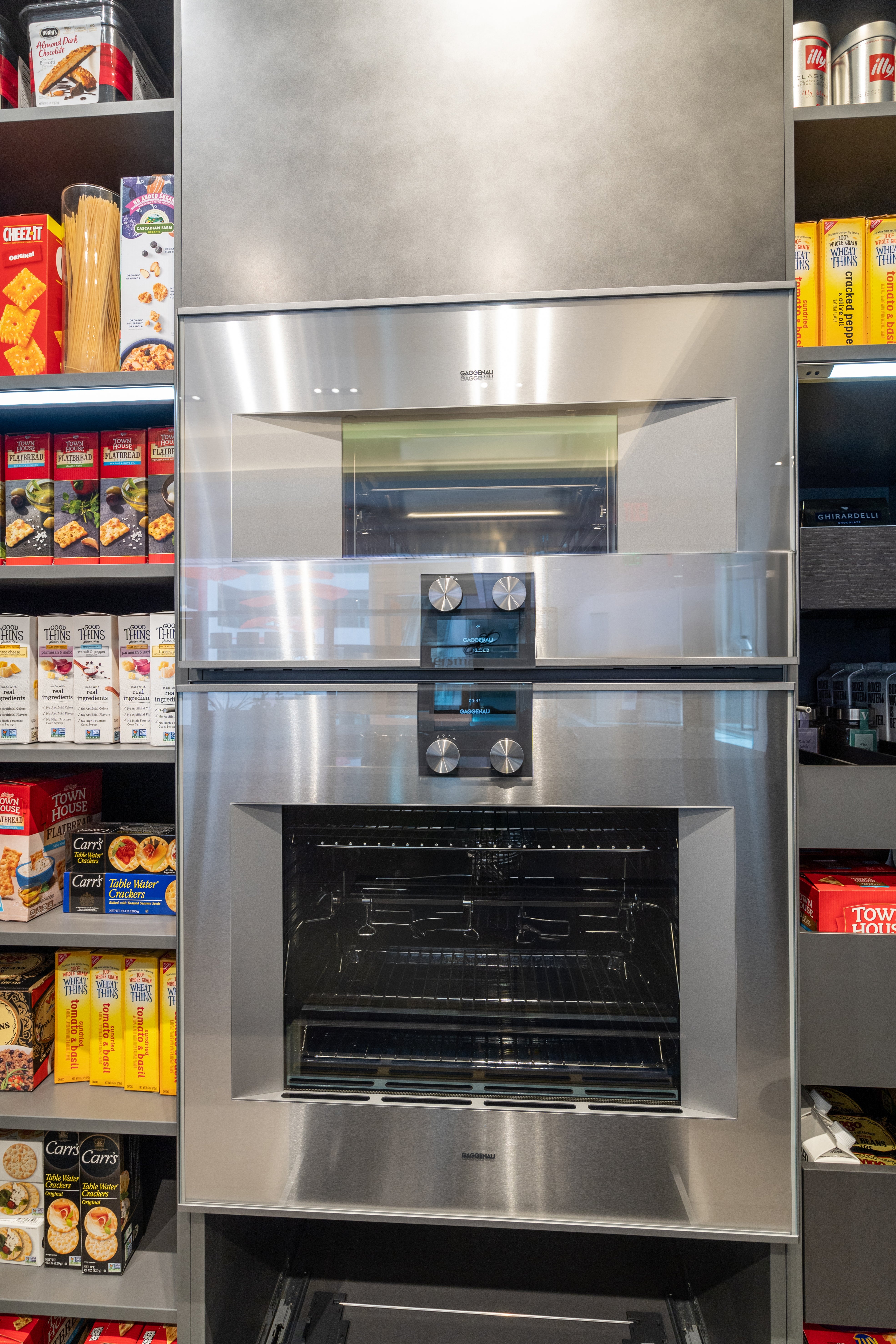 eggersmann Glance Glass and Carbono Stone Island Modern Smoked Oak Kitchen with Gaggenau Appliances