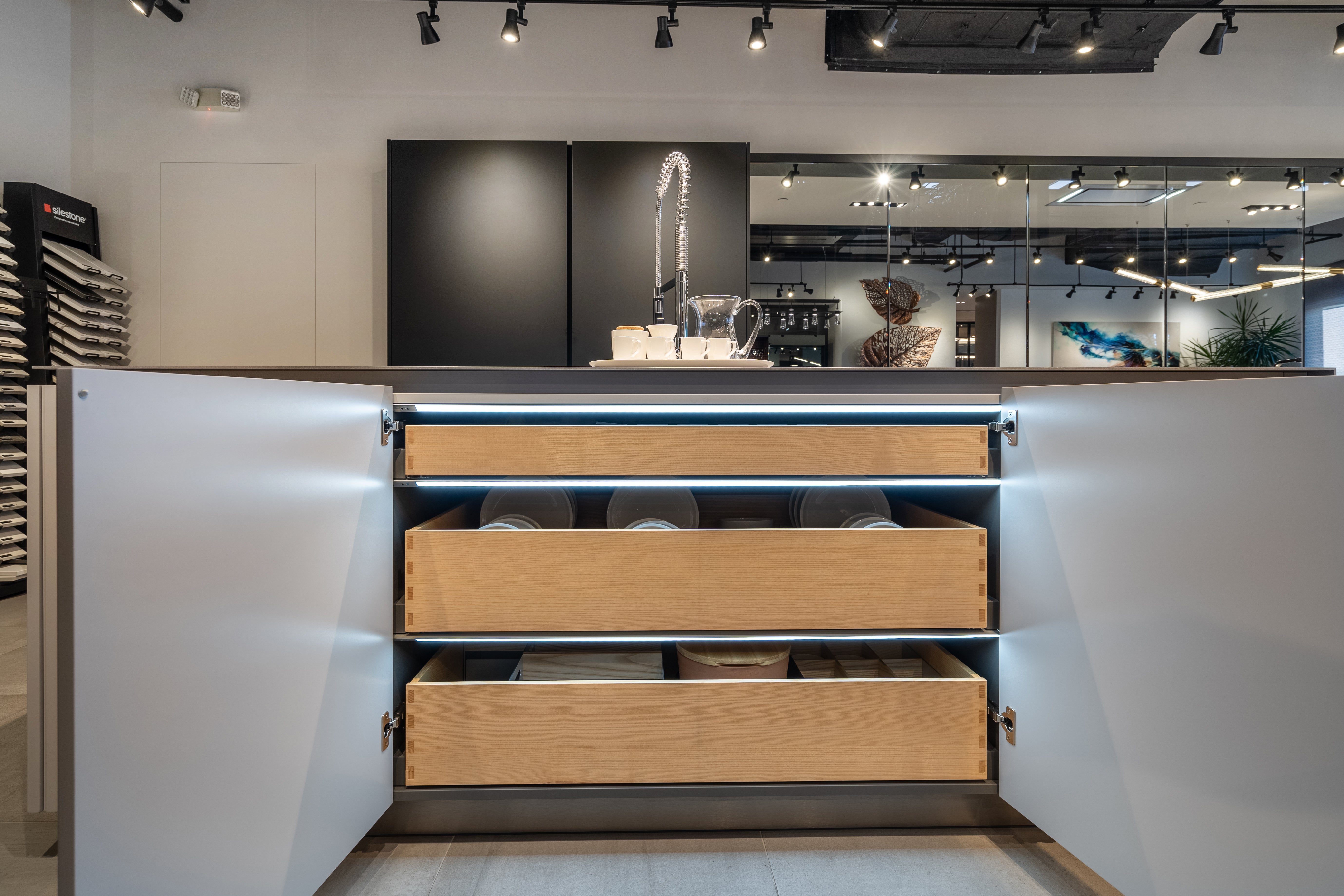 eggersmann Black & Grey Work's Glass Modern Kitchen with Sub-Zero & Wolf Appliances