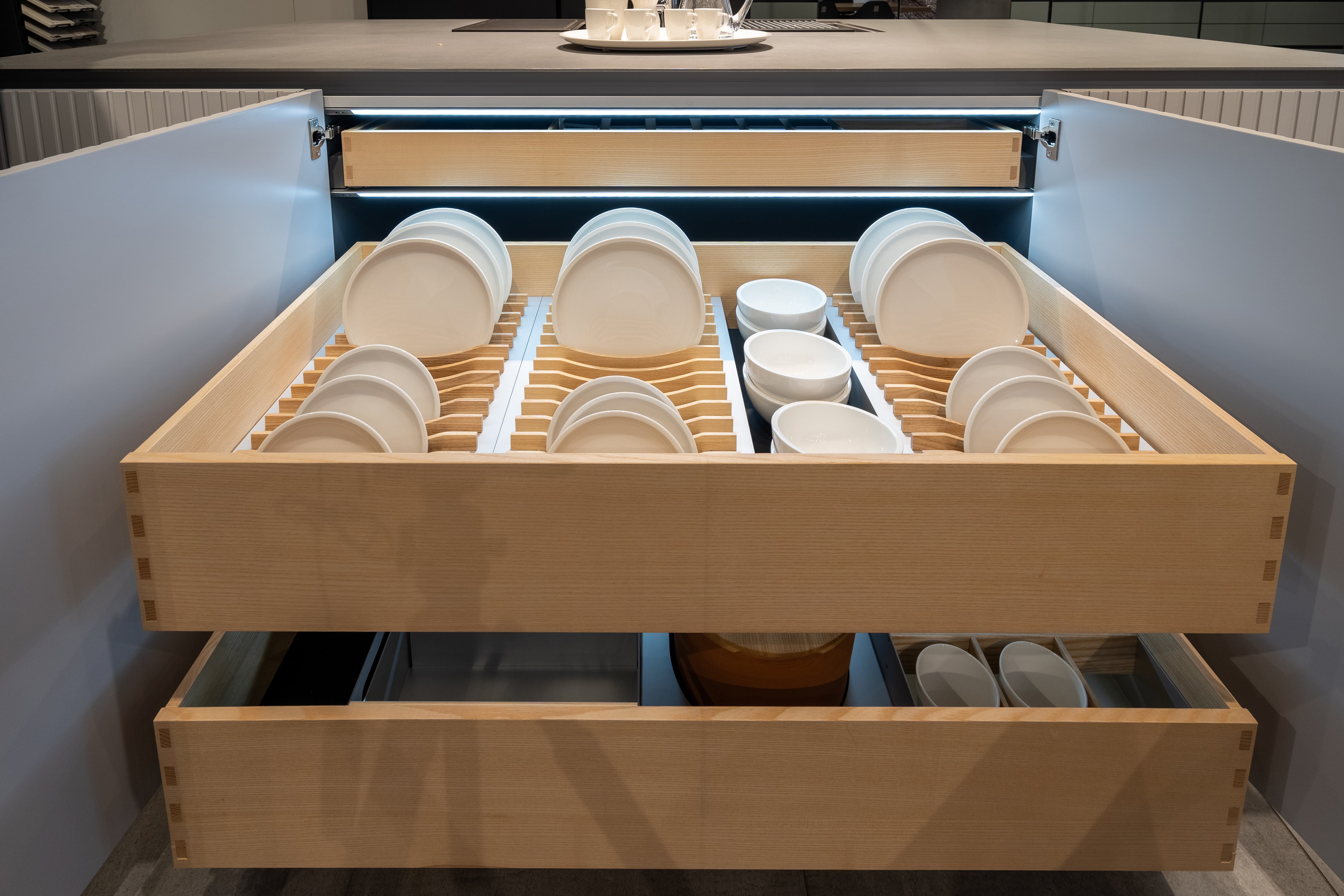 eggersmann Black & Grey Work's Glass Modern Kitchen with Sub-Zero & Wolf Appliances