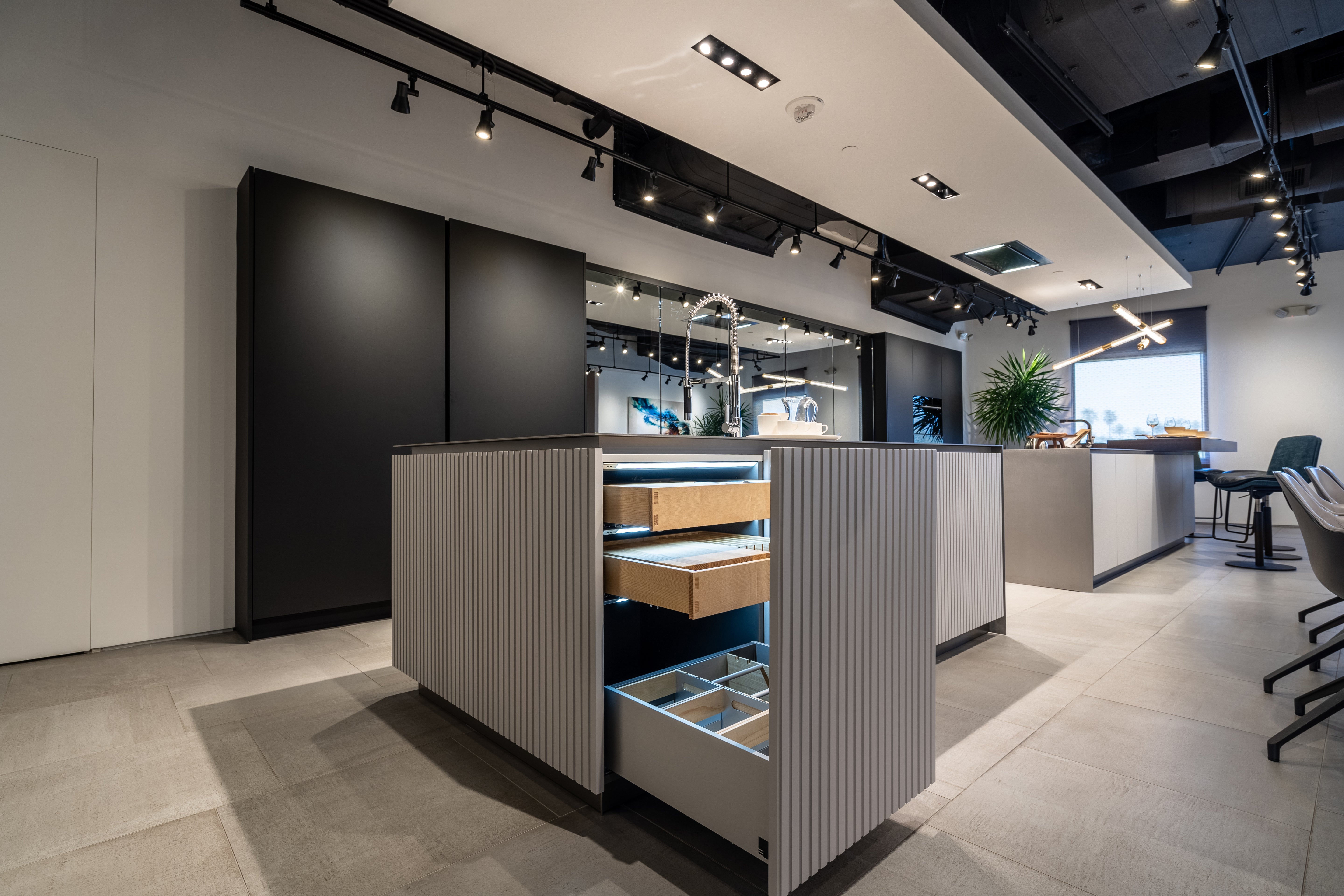 eggersmann Black & Grey Work's Glass Modern Kitchen with Sub-Zero & Wolf Appliances