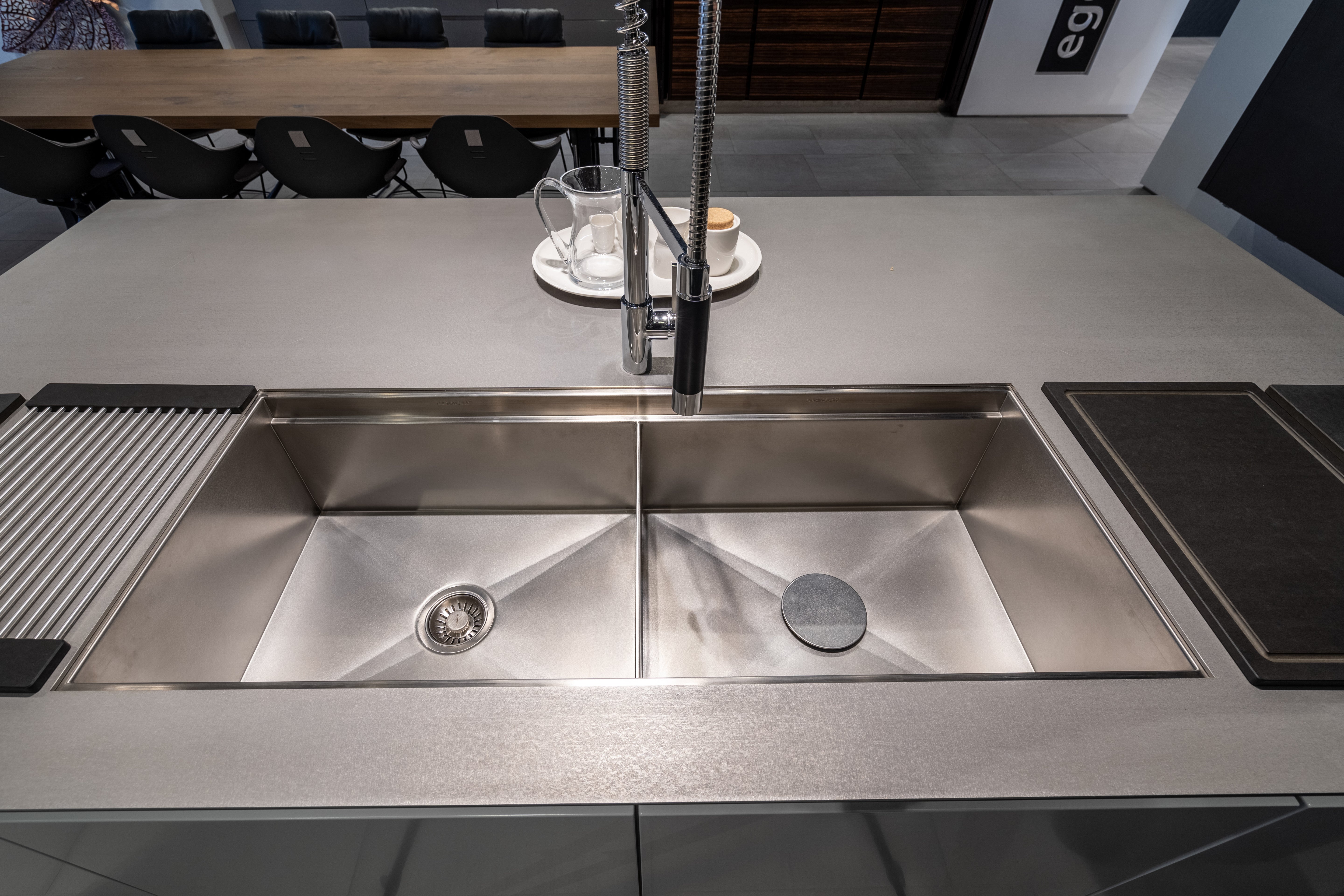 eggersmann Black & Grey Work's Glass Modern Kitchen with Sub-Zero & Wolf Appliances