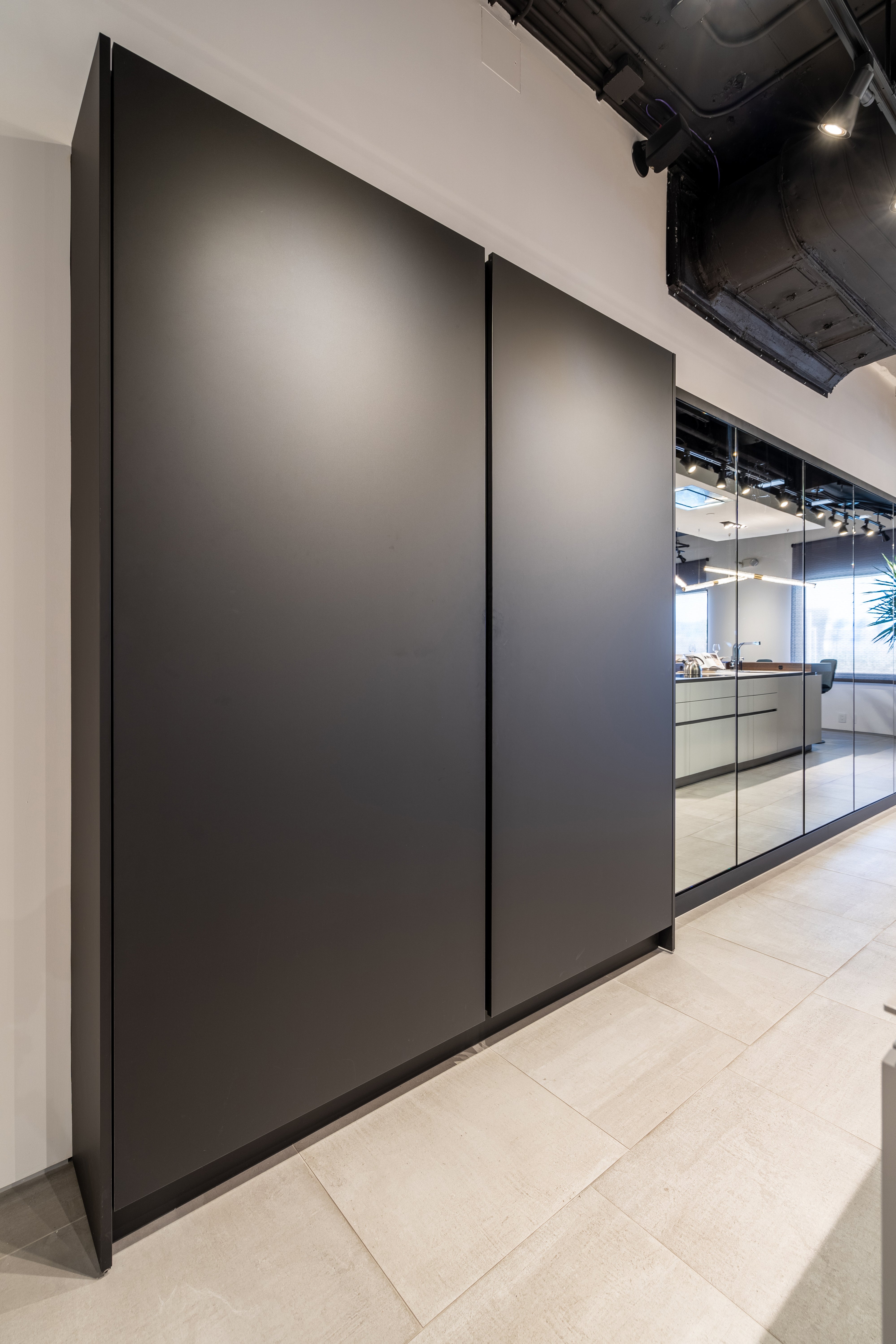 eggersmann Black & Grey Work's Glass Modern Kitchen with Sub-Zero & Wolf Appliances