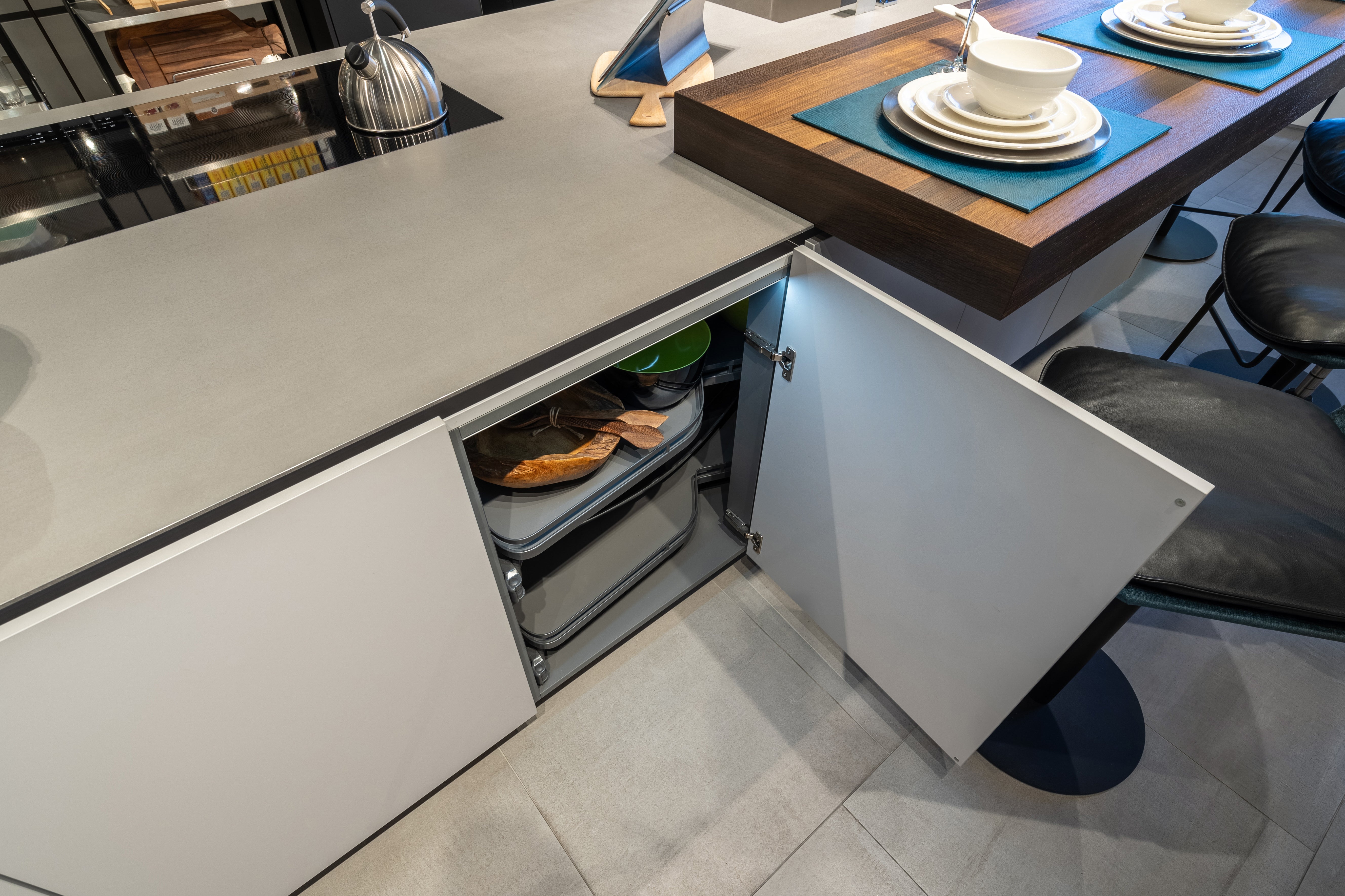 eggersmann Black & Grey Work's Glass Modern Kitchen with Sub-Zero & Wolf Appliances