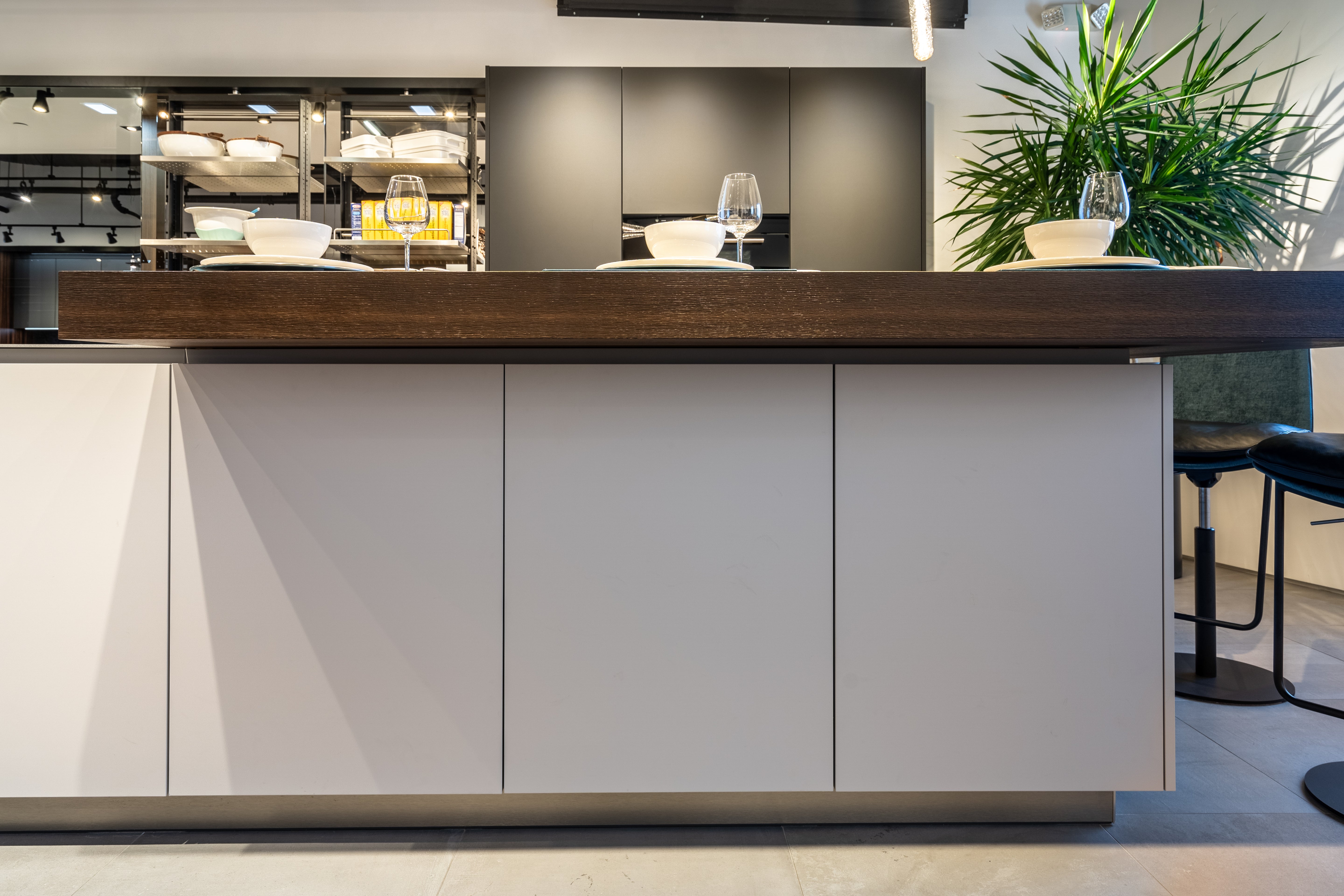 eggersmann Black & Grey Work's Glass Modern Kitchen with Sub-Zero & Wolf Appliances