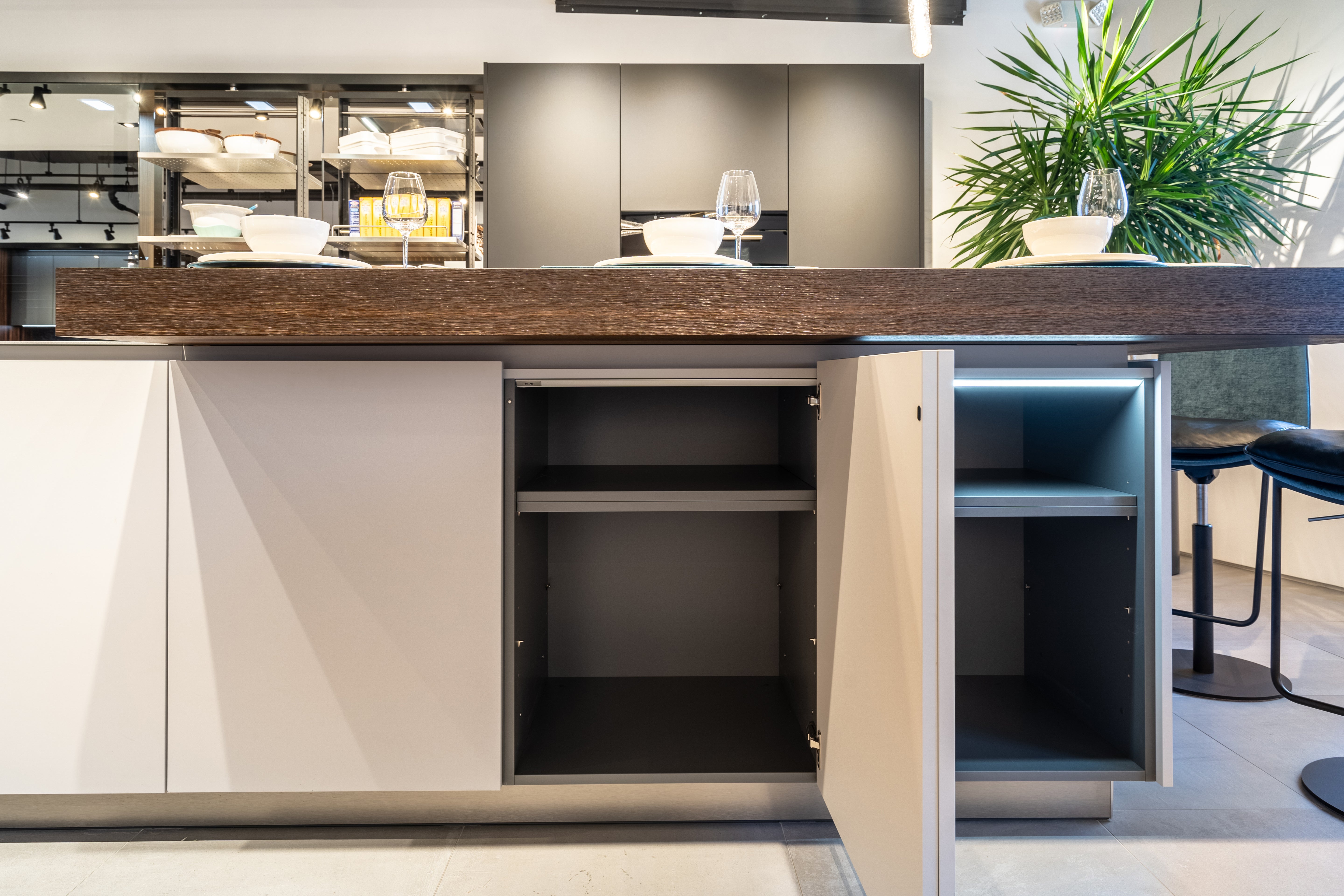 eggersmann Black & Grey Work's Glass Modern Kitchen with Sub-Zero & Wolf Appliances