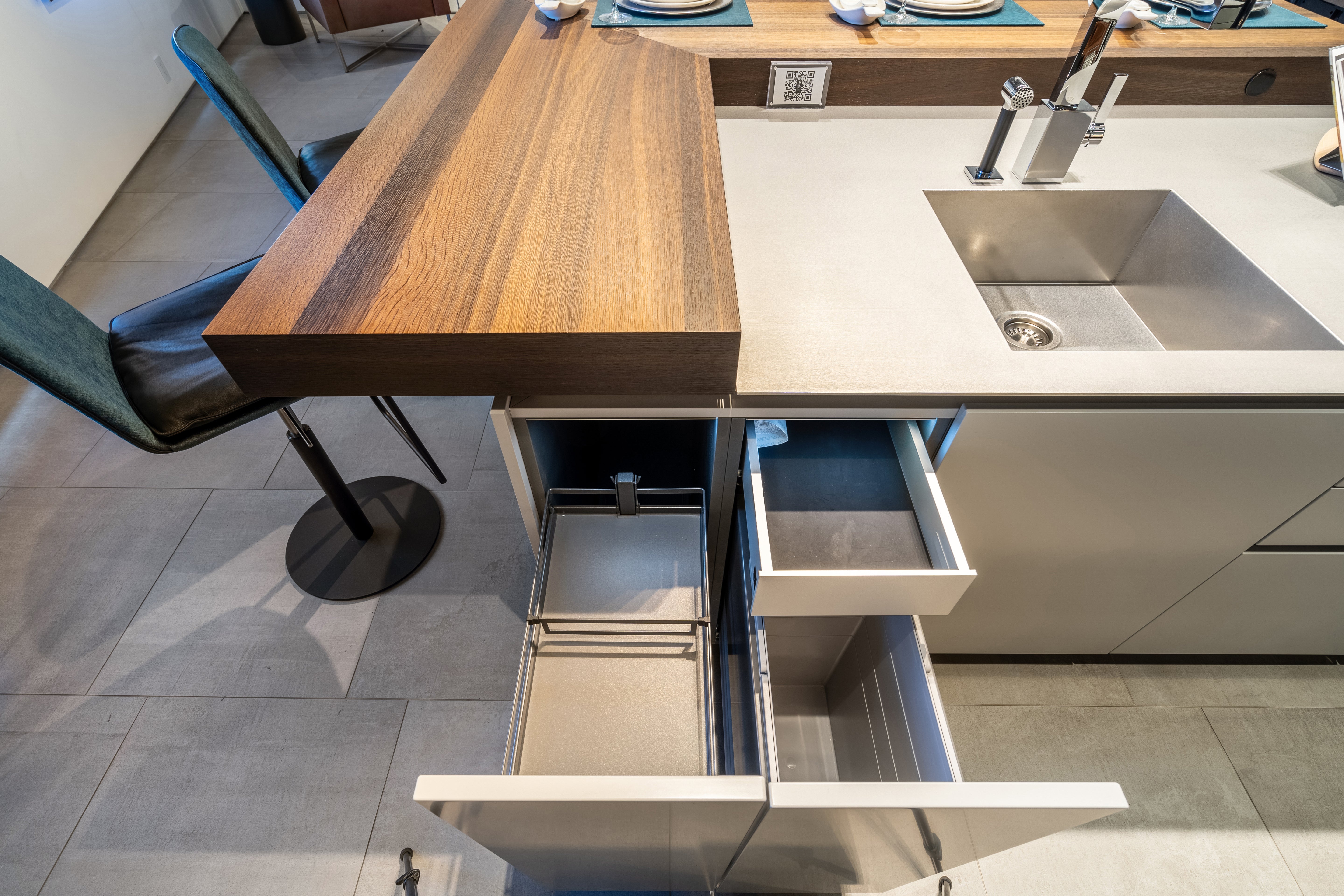 eggersmann Black & Grey Work's Glass Modern Kitchen with Sub-Zero & Wolf Appliances