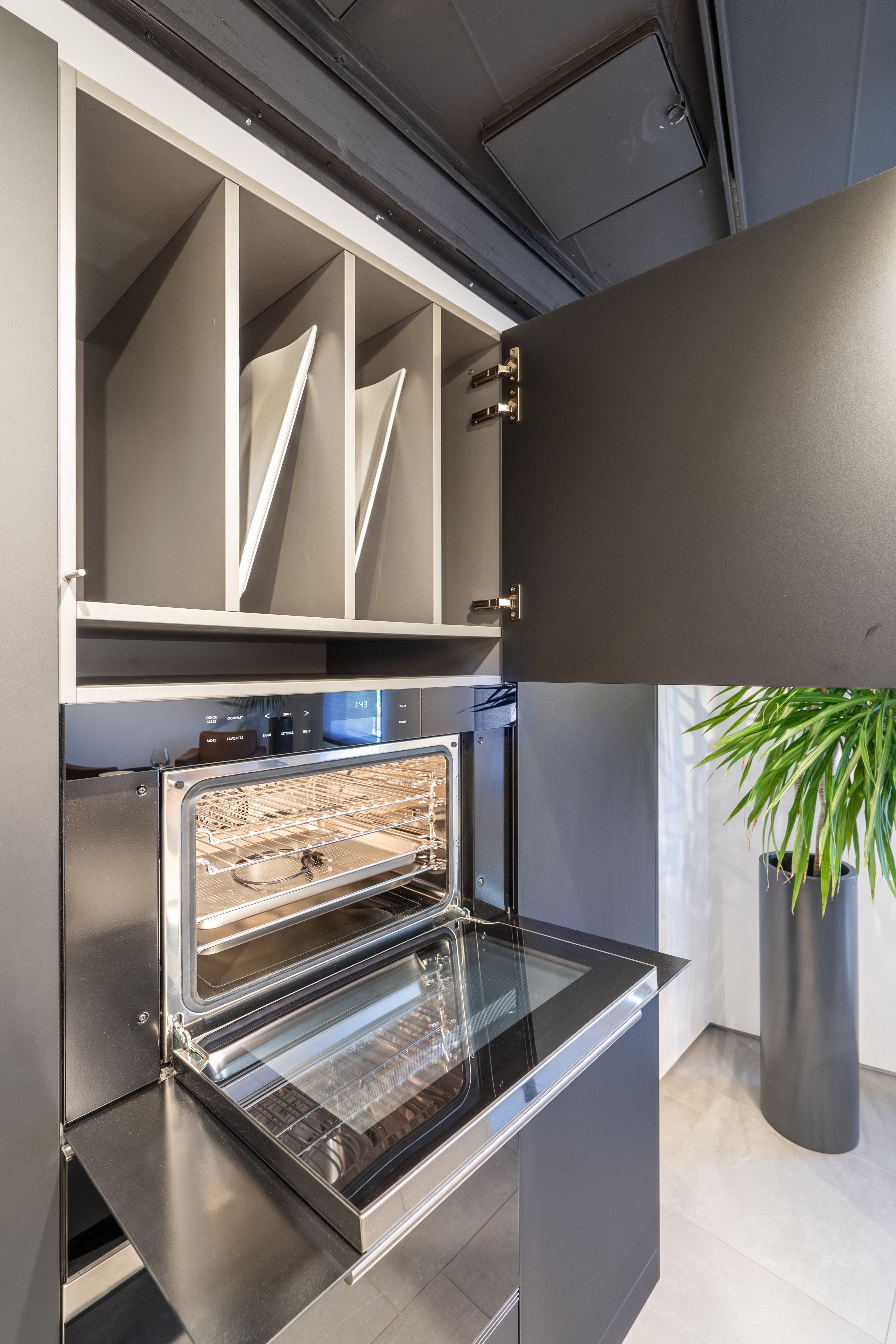 eggersmann Black & Grey Work's Glass Modern Kitchen with Sub-Zero & Wolf Appliances