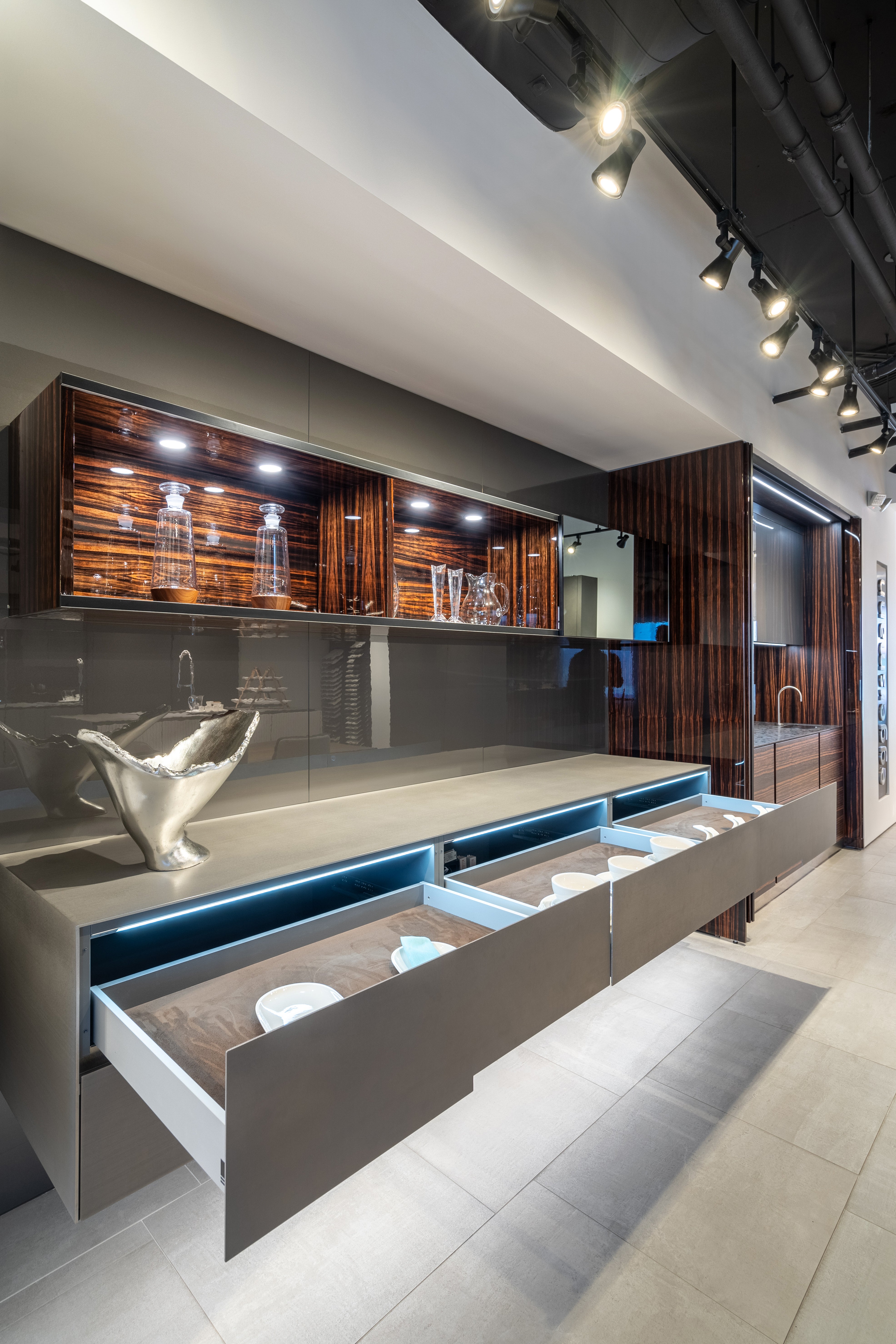 eggersmann Matte and High Gloss Modern Bar with Makassar Accents and Sliding Mirror Door