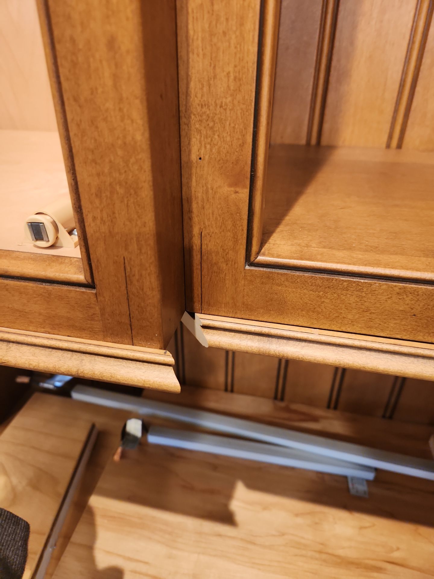 Quality Custom Traditional Freestanding Wooden Hutch