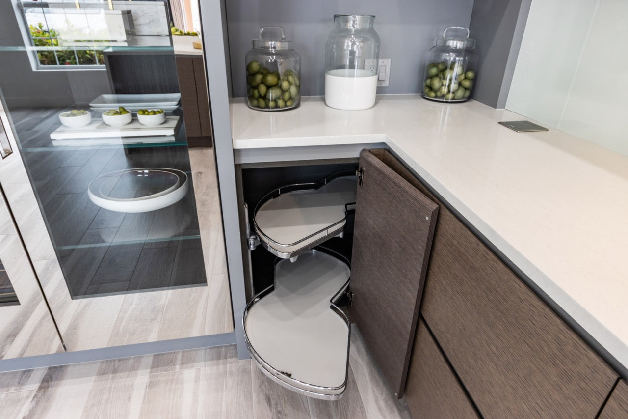 Irpinia Modern Glossy Grey & Matte Wood Veneer Butler's Pantry with Miele Appliances