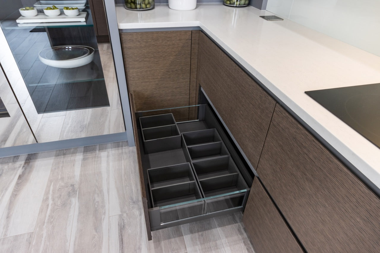 Irpinia Modern Glossy Grey & Matte Wood Veneer Butler's Pantry with Miele Appliances